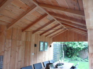 inbouwkast-in-de-tuin